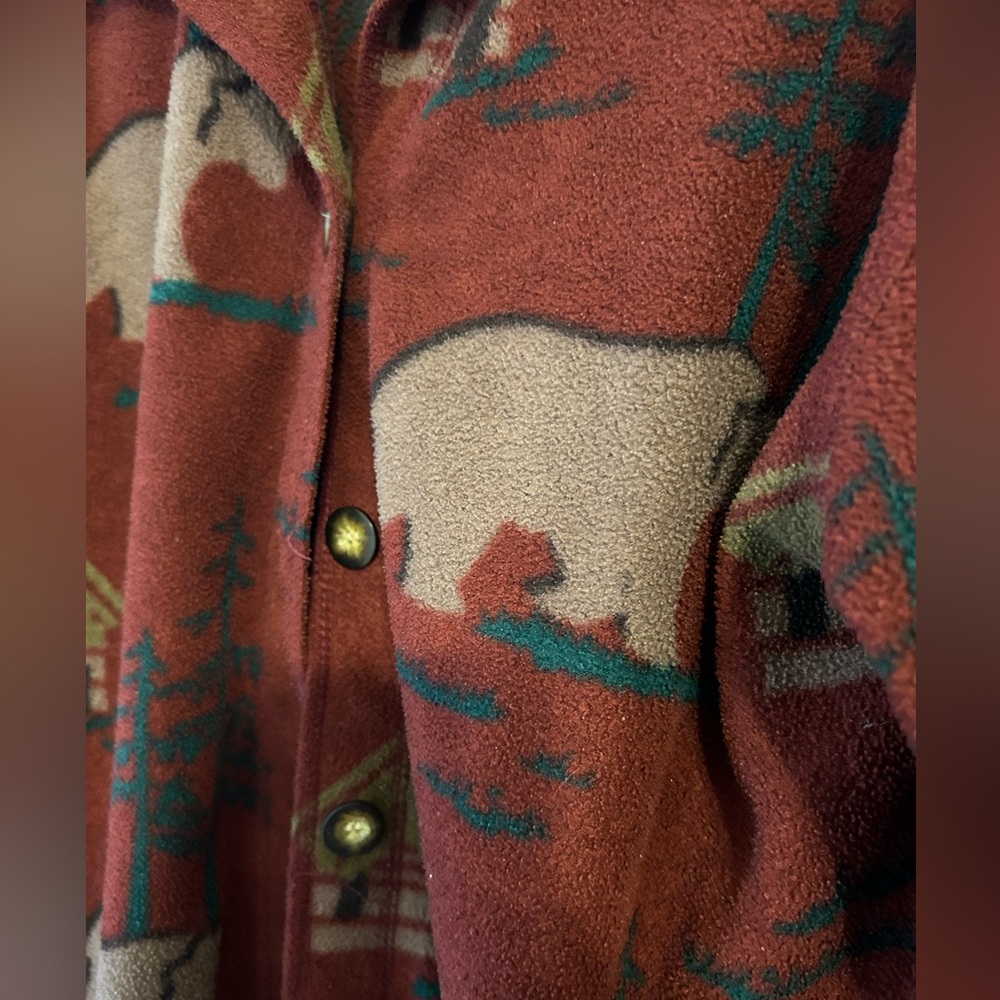 Retro bear and cabin fleece jacket.